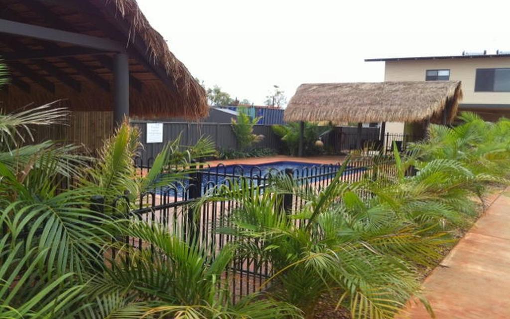 Breezes Apartments Broome Esterno foto